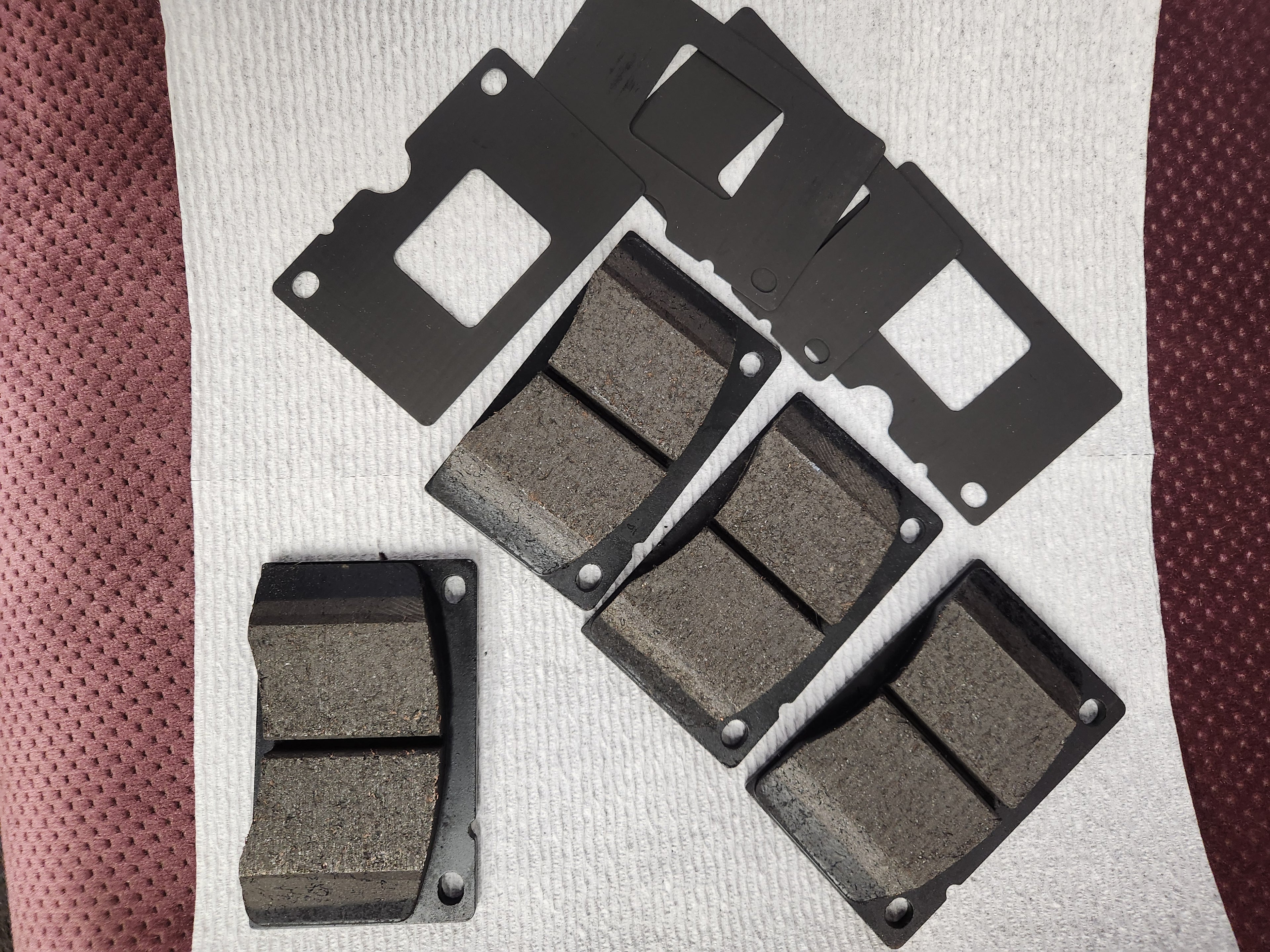 271739-5 VOLVO Disc brake lining