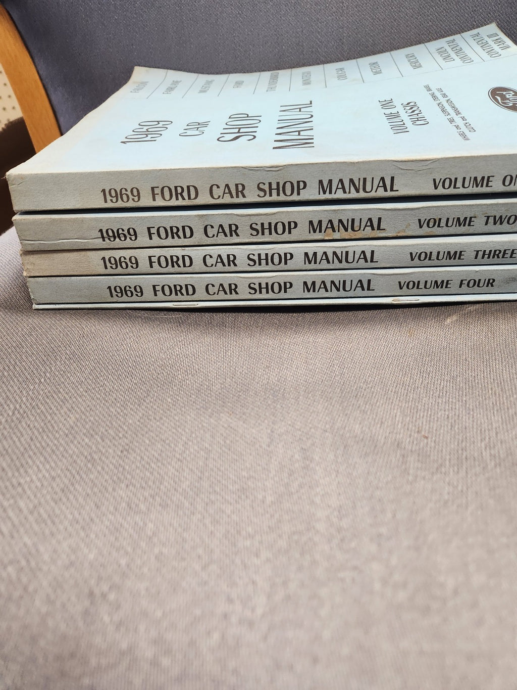1969 Ford Car Shop Manual 5 Volume Set Falcon Fairlane Mustang Thunderbird EUC