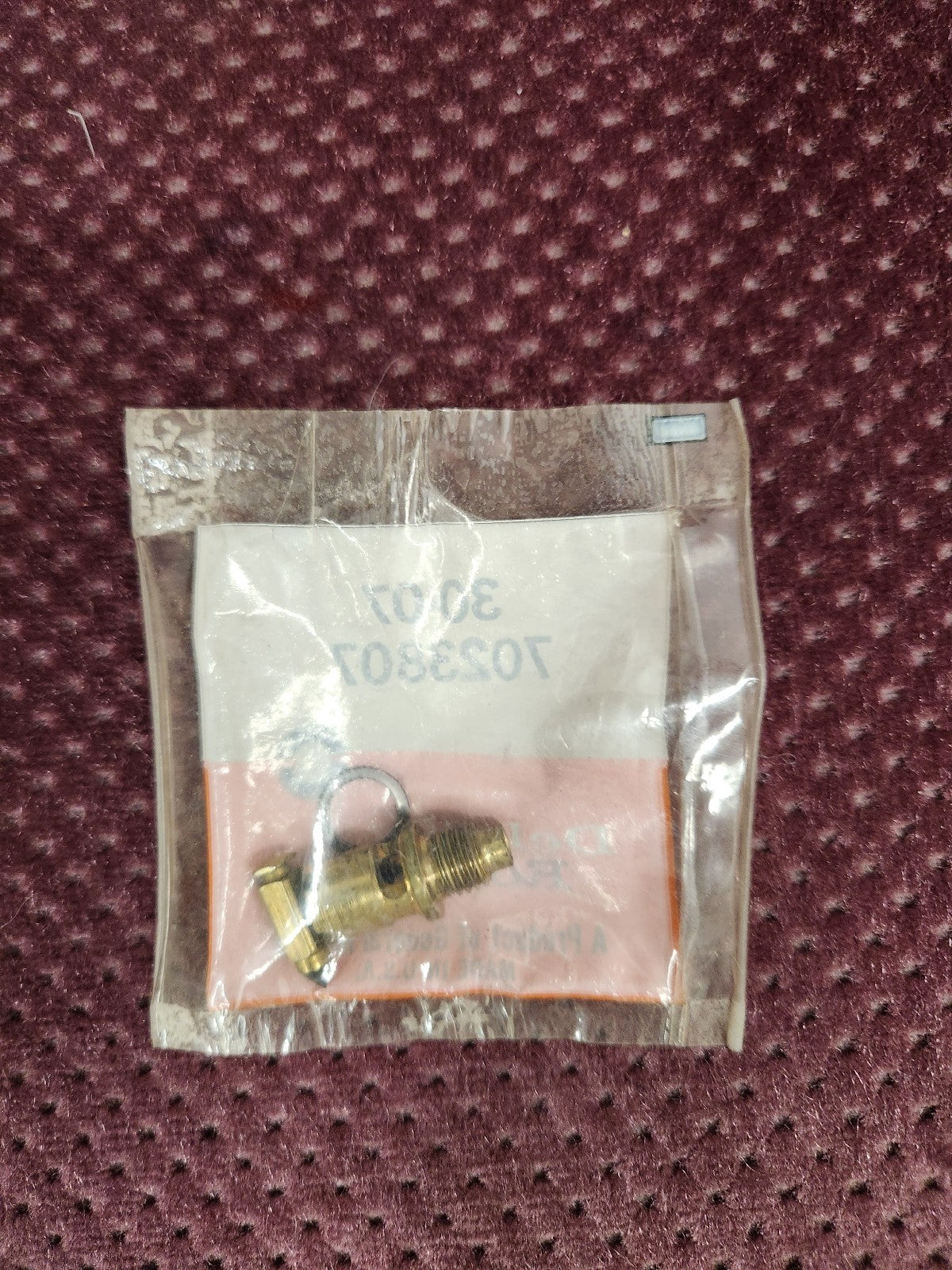 AC DELCO ROCHESTOR NEEDLE AND SEAT 7023807 30-07
